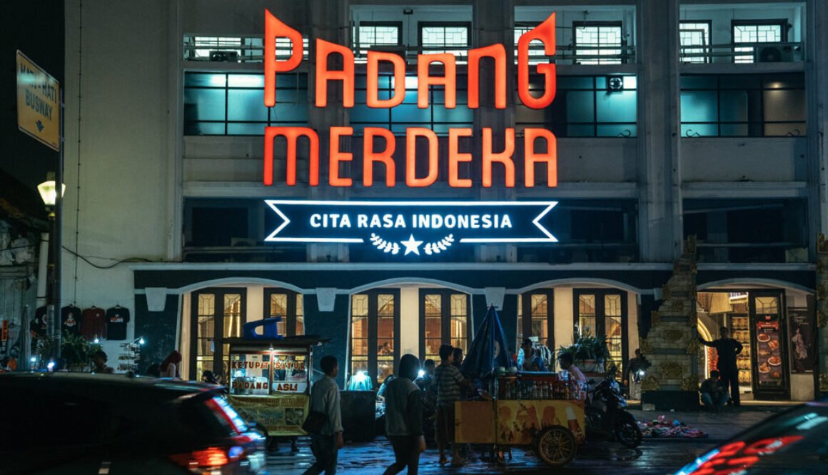 Estimasi Paket Franchise Rumah Makan Padang Merdeka